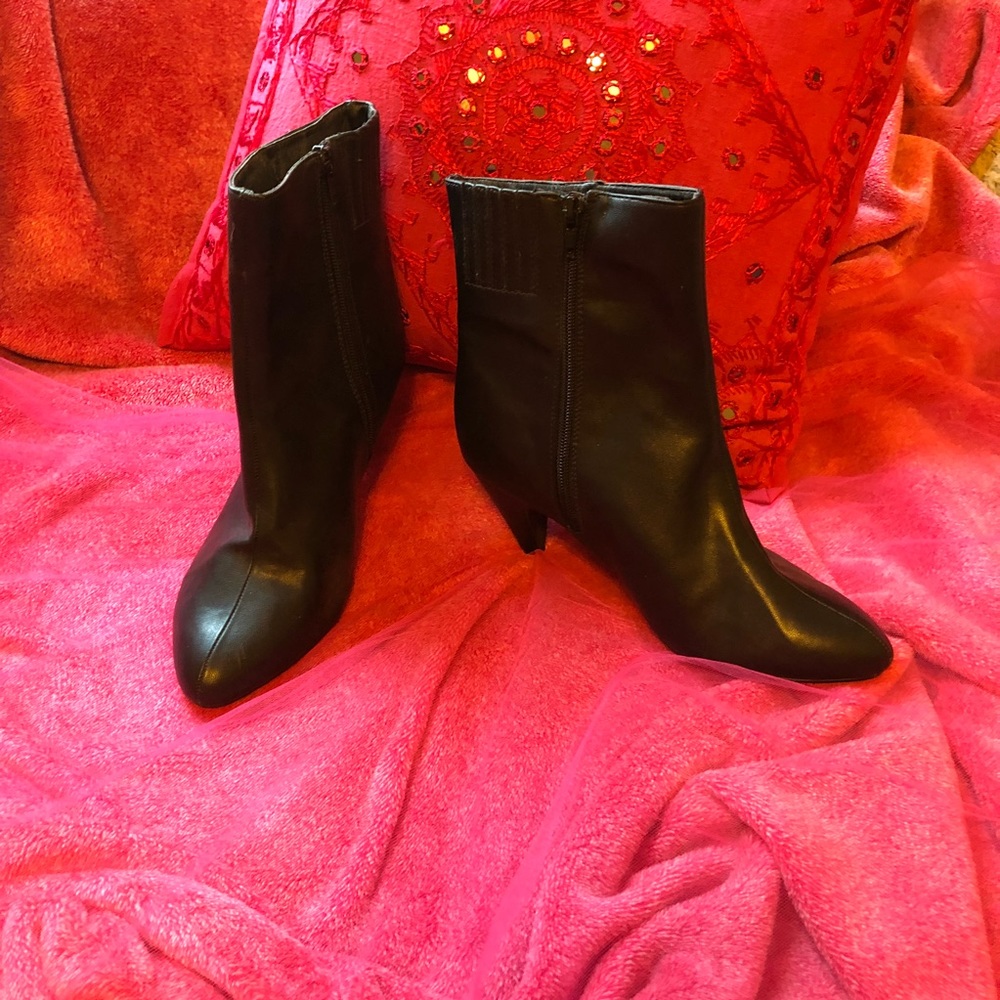 Cute ankle boot